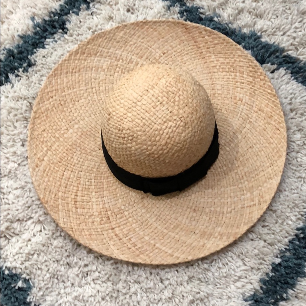 NWT Kate spade straw hat.